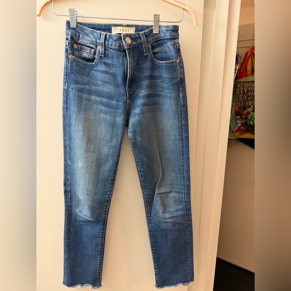 Trave Women's Classic Blue Skinny Jeans
